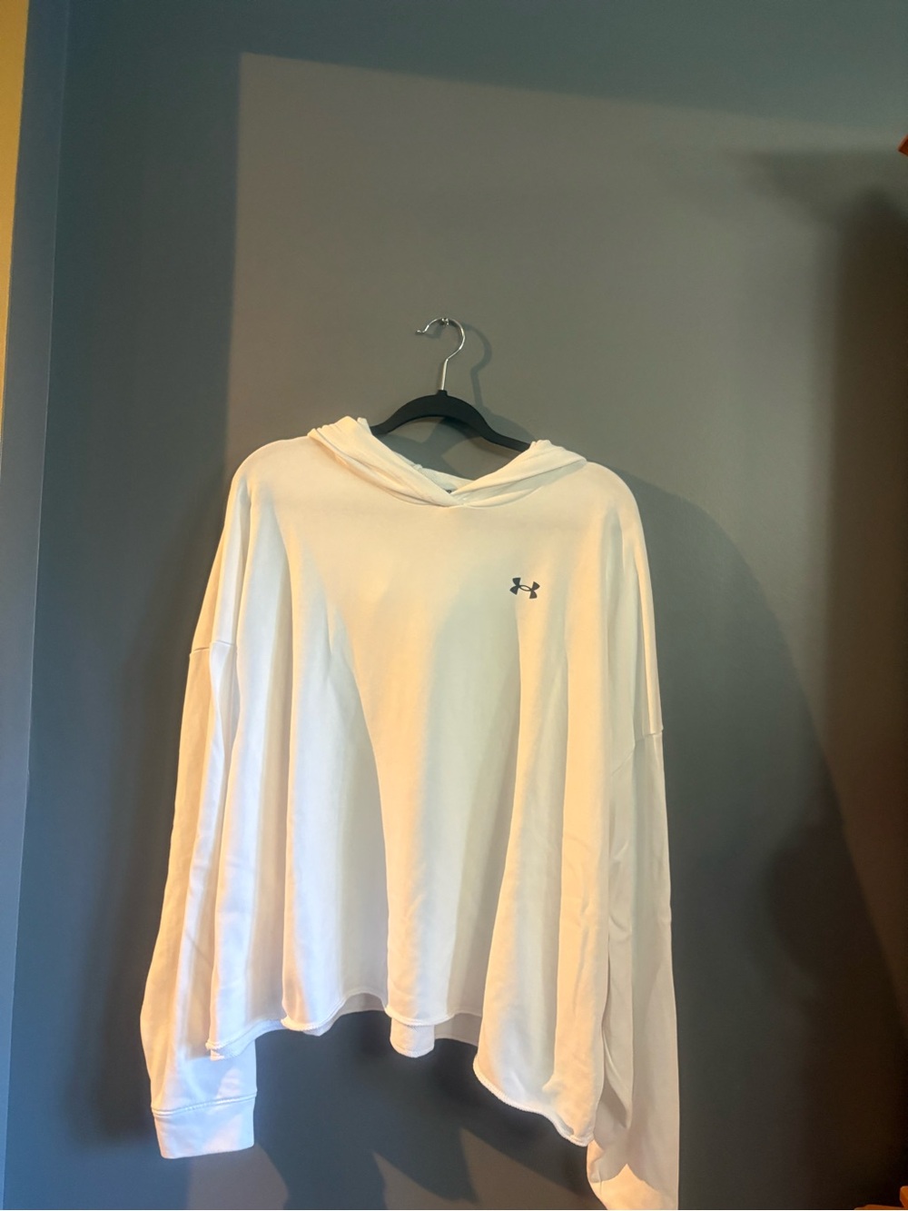 Under Armour White Women's Lightweight Hooded Sweatshirt
